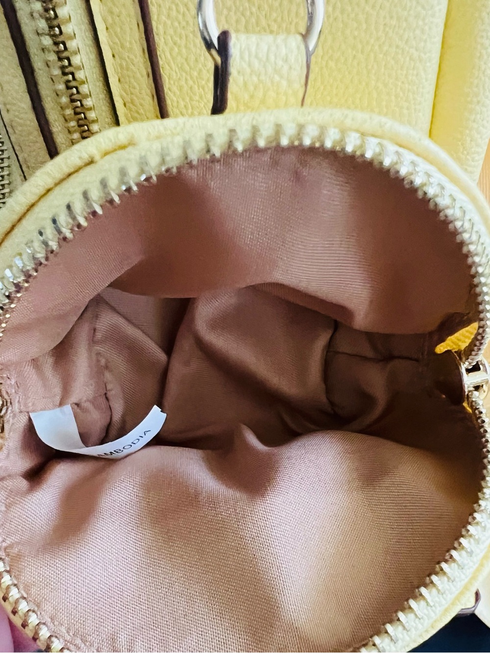 Madden NYC Butter Yellow Bow Mini Backpack with Matching Coin Pouch/NWOT - Picture 8 of 11